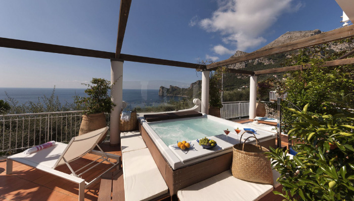 villas for rent in the hills of the Sorrento Peninsula